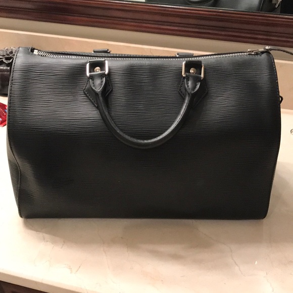 black doctor bag